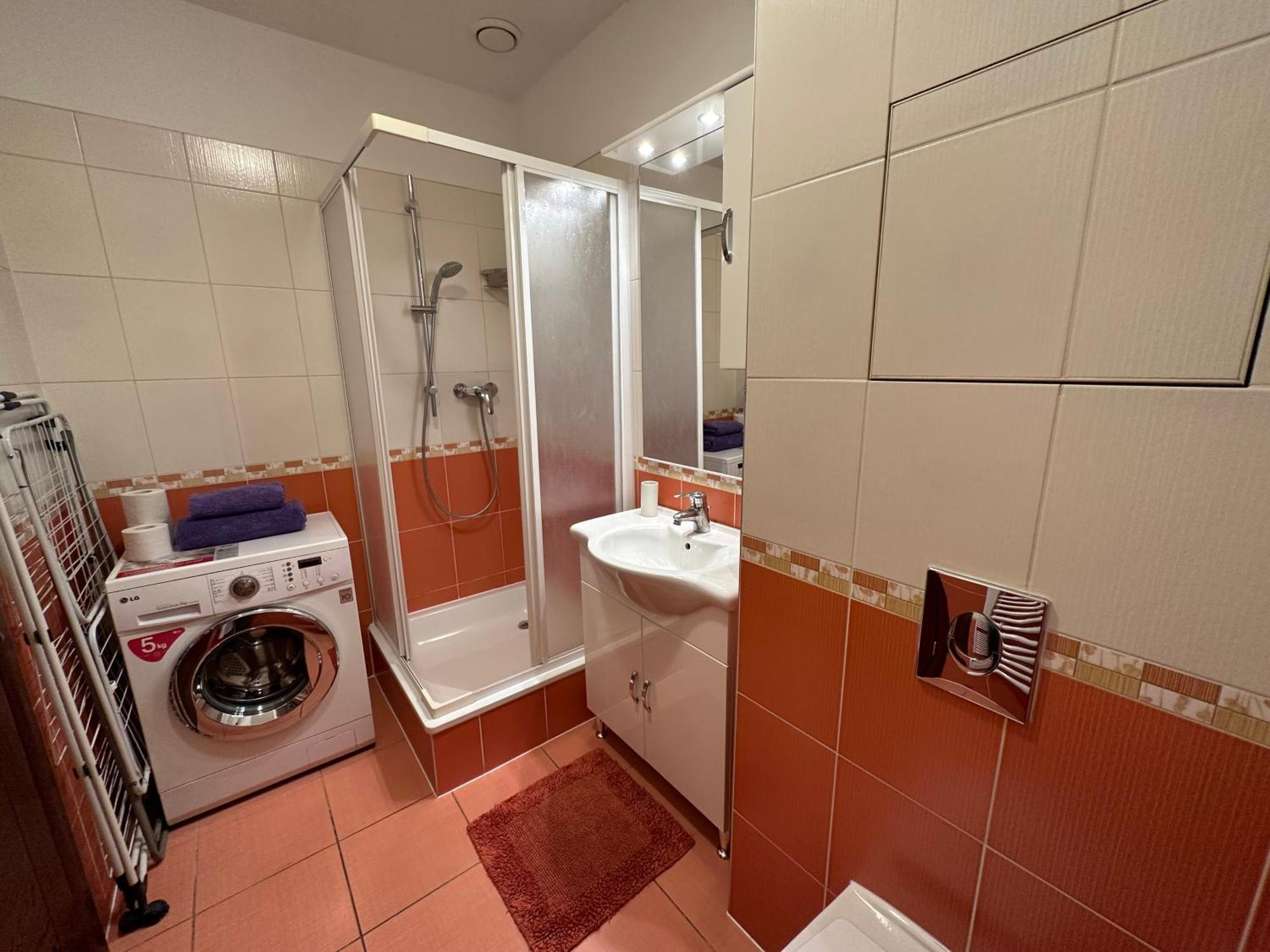Apartment Julia In The Center Of Karlovy Vary Luaran gambar