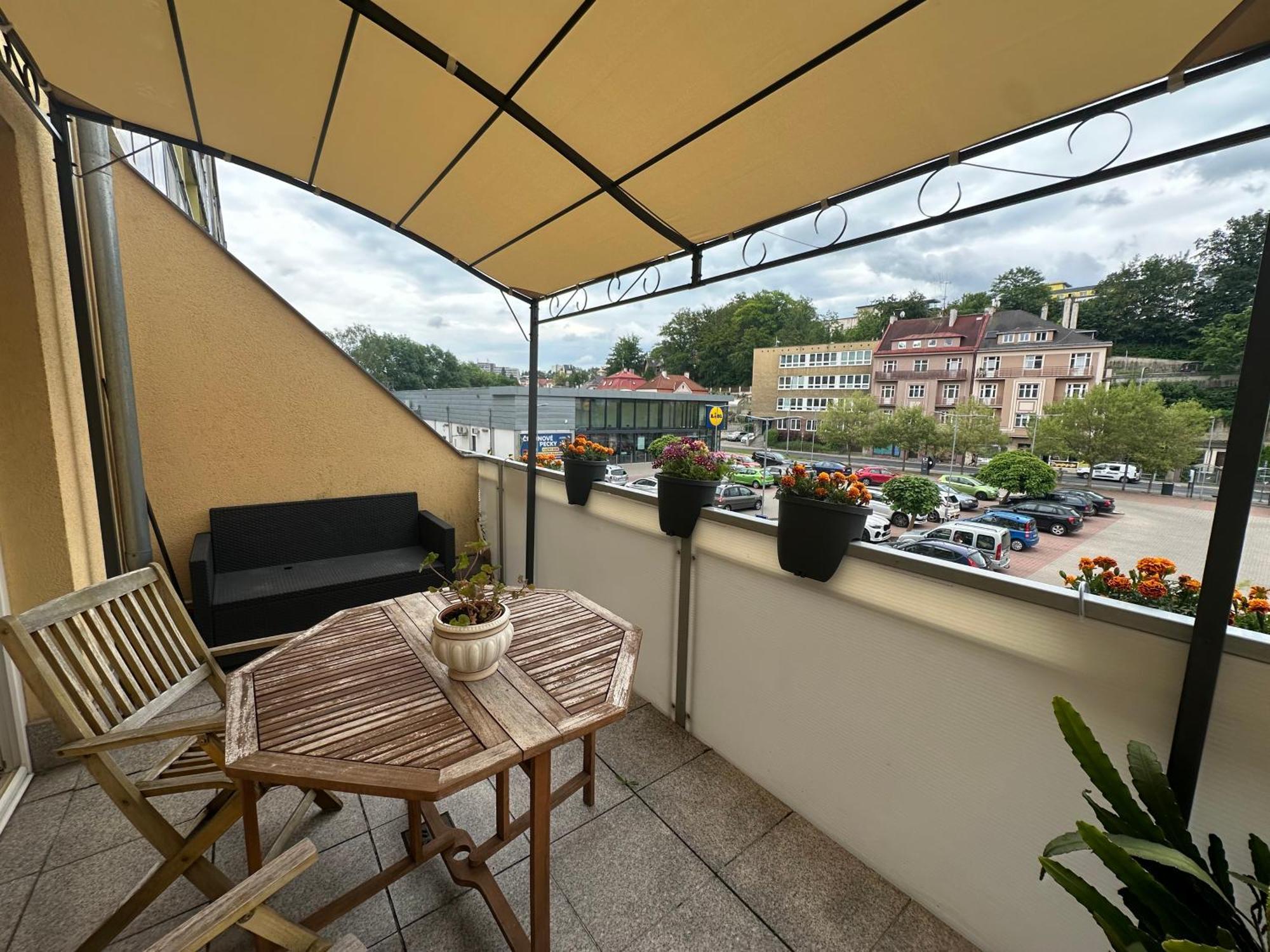 Apartment Julia In The Center Of Karlovy Vary Luaran gambar